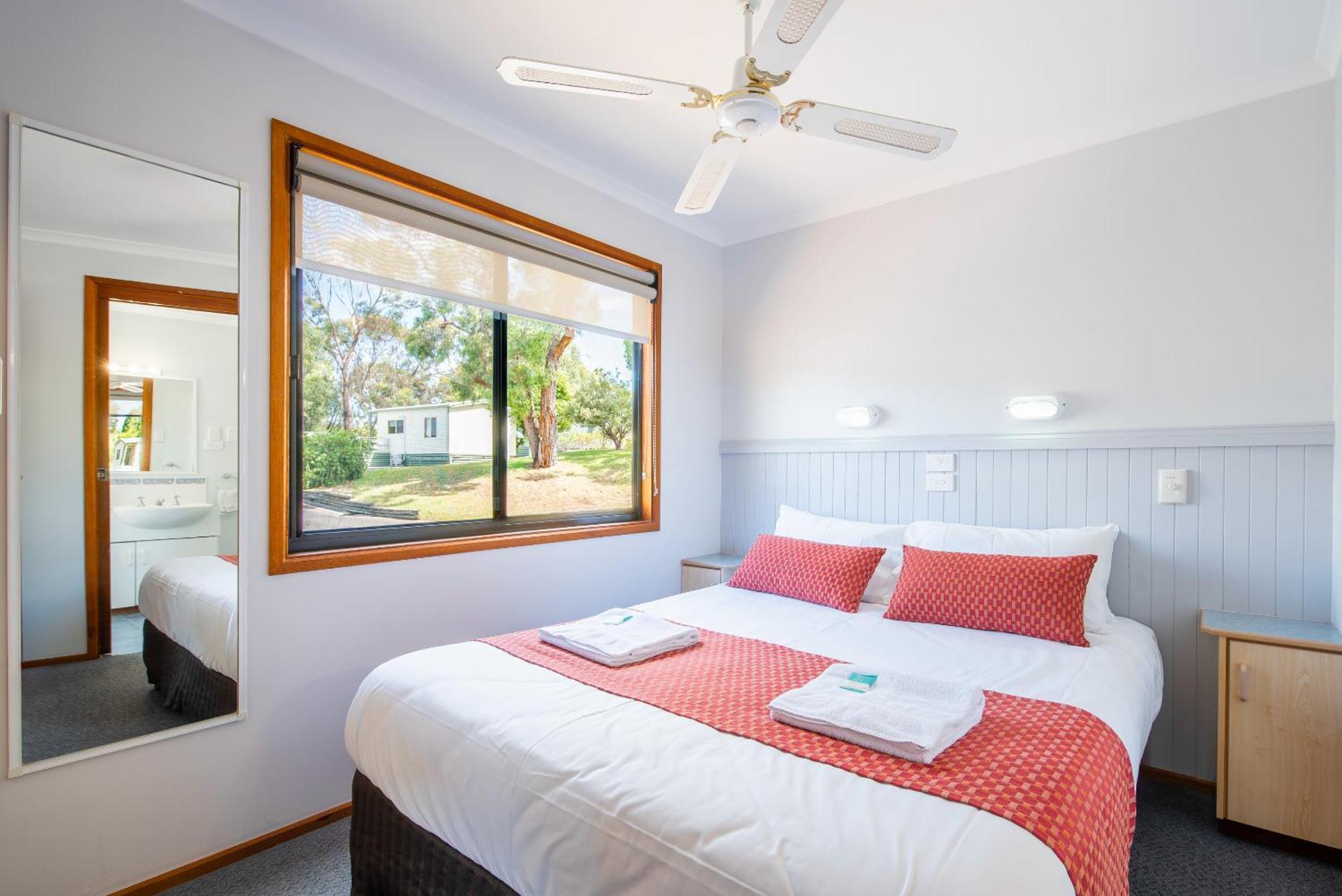 BIG4 Naracoorte Holiday Park Exterior foto